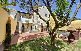 Villa Victoria